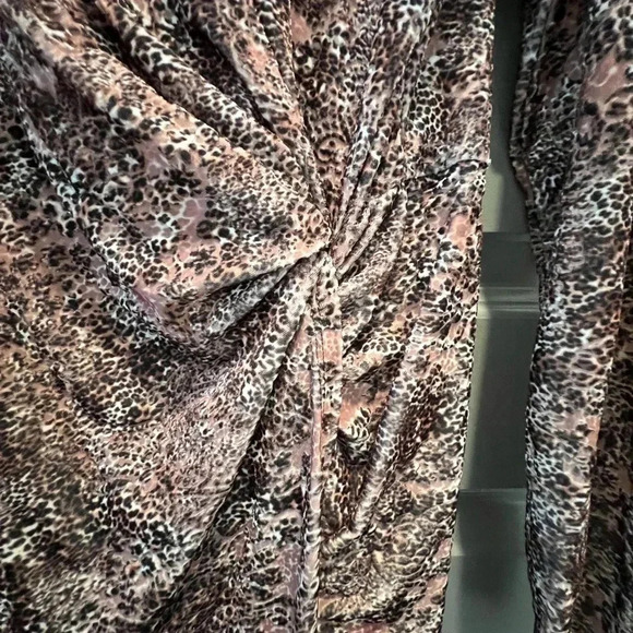 T Tahari Brown Mauve Print Dress Size Medium - Picture 4 of 11